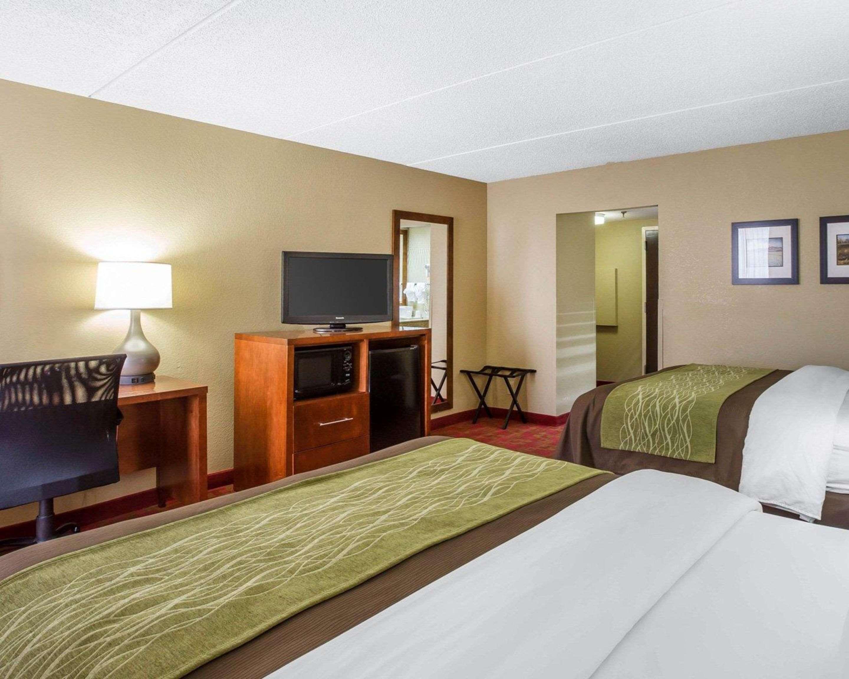 Comfort Inn Matthews / Charlotte Екстер'єр фото