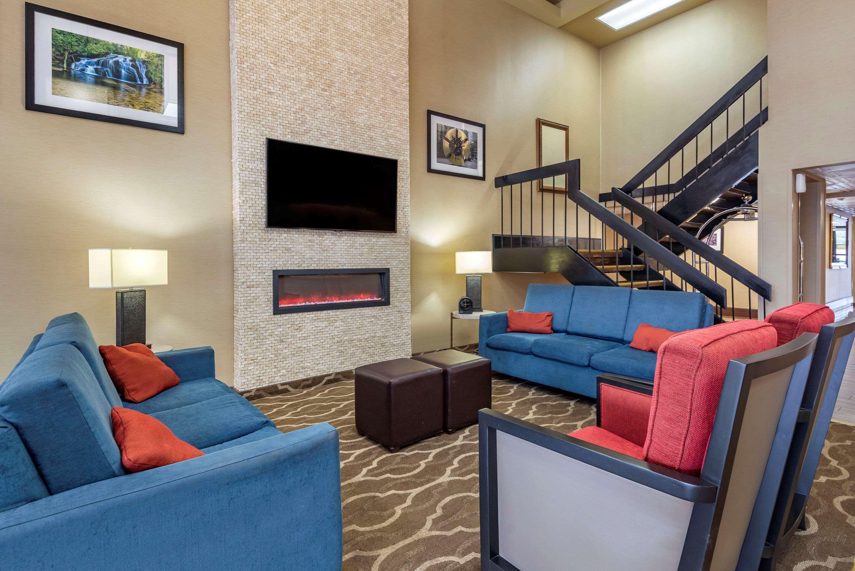 Comfort Inn Matthews / Charlotte Екстер'єр фото
