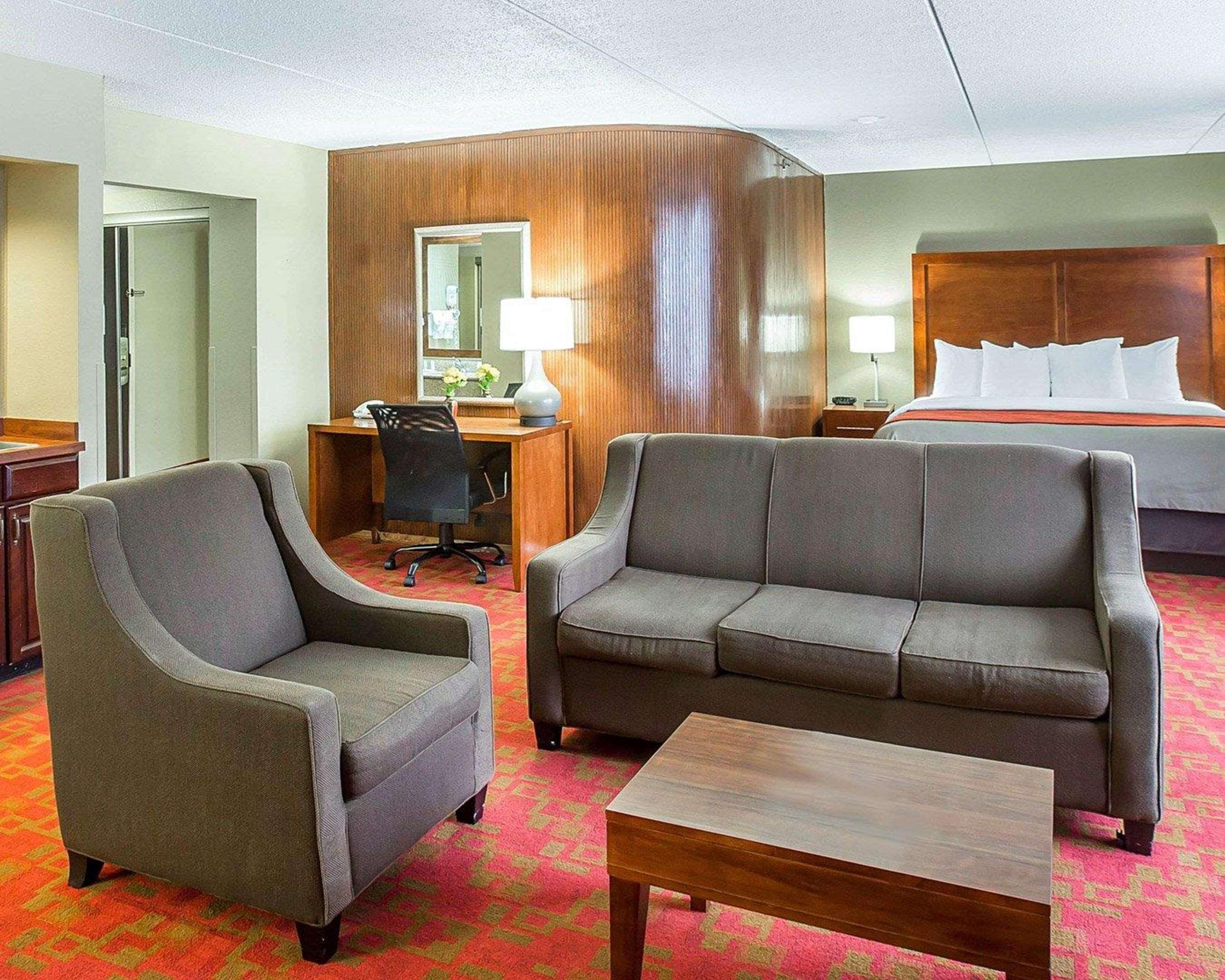 Comfort Inn Matthews / Charlotte Екстер'єр фото